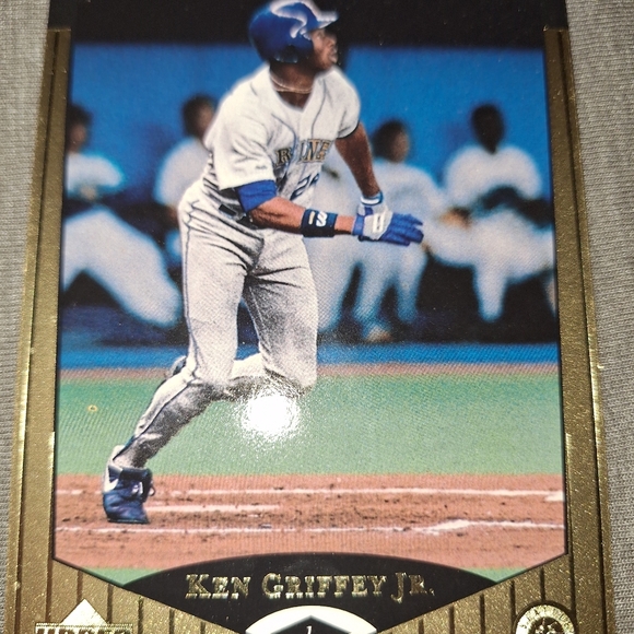 Ken Griffey Jr 1998 upper deck gold foil!! Oversized - Picture 2 of 3